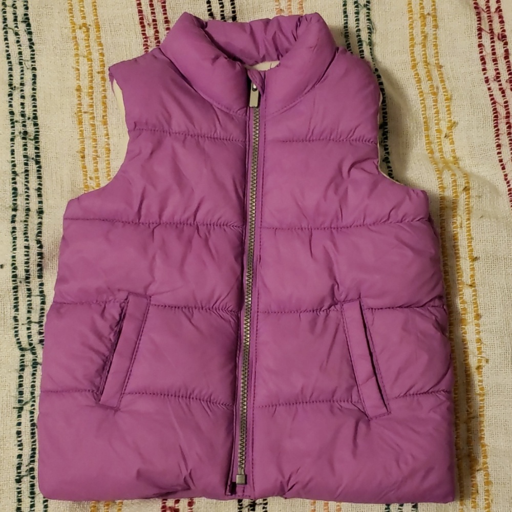Old navy puffer vest